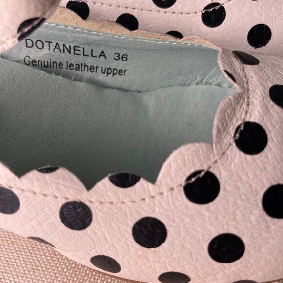 L'artiste Spring Step Dotanella black and white polka dot block heel.Sz 5.5-6. - Picture 3 of 9